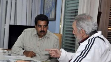 Maduro y Fidel en julio de 2013. Archivo