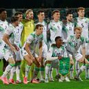 Los jugadores de la selección de Irlanda posan para la fotografía de equipo antes del partido de fútbol de la Liga de Naciones de la UEFA entre Kosovo e Irlanda en Pristina, Kosovo, el 24 de septiembre de 2026. (Foto AP/Visar Kryeziu)