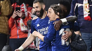 Real Madrid vence 1-0 al Rayo Vallecano con tanto de Benzema