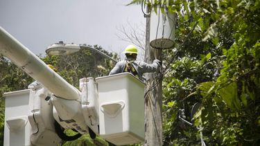 la montana tendra su propia luz