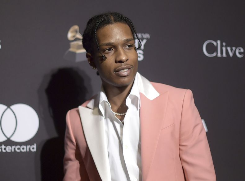 ARCHIVO - El rapero A$AP Rocky en la gala previa a los Grammy y saluda a los íconos de la industria en Beverly Hills, California, el 9 de febrero de 2019. (Foto Richard Shotwell/Invision/AP, archivo)
