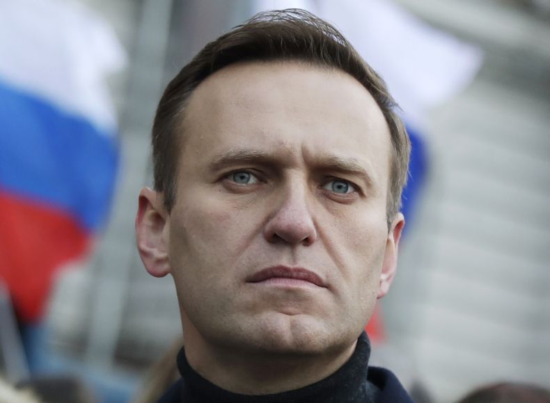 El líder opositor ruso Alexei Navalny en una protesta en Moscú el 29 de febrero de 2020. (Foto AP /Pavel Golovkin)