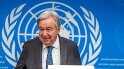 El secretario general de la ONU Antonio Guterres en conferencia de prensa en Ginebra, Suiza, el 22 de octubre del 2025. (Martial Trezzini/Keystone via AP)