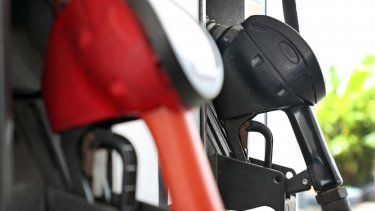 una madre, su hijo de ocho anos y el abuelo del menor sufren un carjacking en camuy