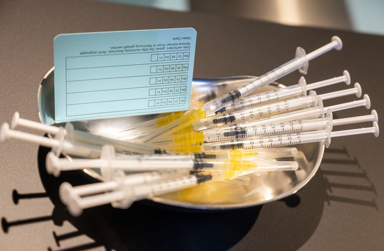 Alemania espera que temor ante rebrote fomente vacunación