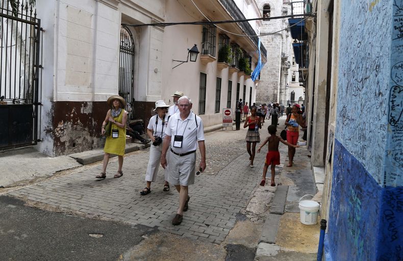 CAR-GEN_CUBA-EEUU_TURISMO-0.jpg