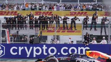 Verstappen manda en el primer GP de Miami