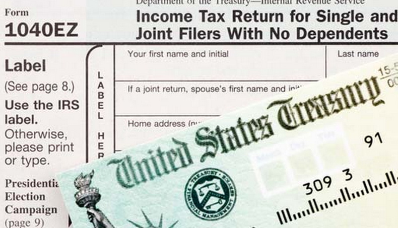 La policía de Miami Gardens busca a una mujer que realizó compras en varias tiendas aparentemente usando una identidad robada.