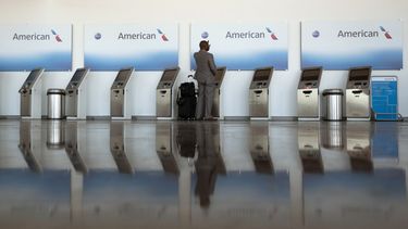 american airlines suspende sus vuelos a venezuela