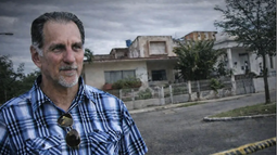 robo en casa del exespia rene gonzalez en la habana: paredes con excremento y mensaje amenazante