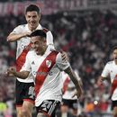 Ezequiel Barco (21), de River Plate, festeja tras marcar el tercer tanto de su equipo ante Estudiantes de la Plata, en un partido de liga disputado el sábado 15 de julio de 2023 (AP Foto/Gustavo Garello)