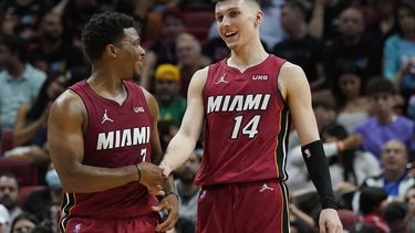 Strus anota 16 puntos en 4to periodo; Heat vence a Pistons