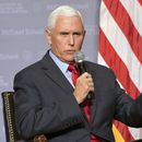 El FBI busca documentos en casa del exvicepresidente Pence