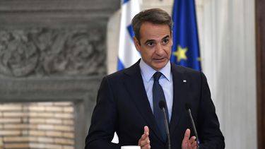 grecia dice que tiende mano de amistad a turquia