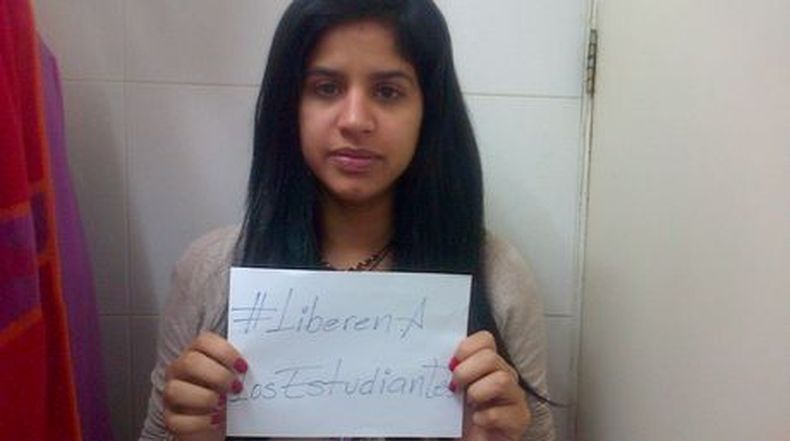 Sairam Rivas, pasó 55 días sin ver la luz del sol. La líder del movimiento estudiantil dijo que su acusación responde a un ?ensañamiento político? he hizo un llamado a los venezolanos a que no  permitan que el miedo los acabe