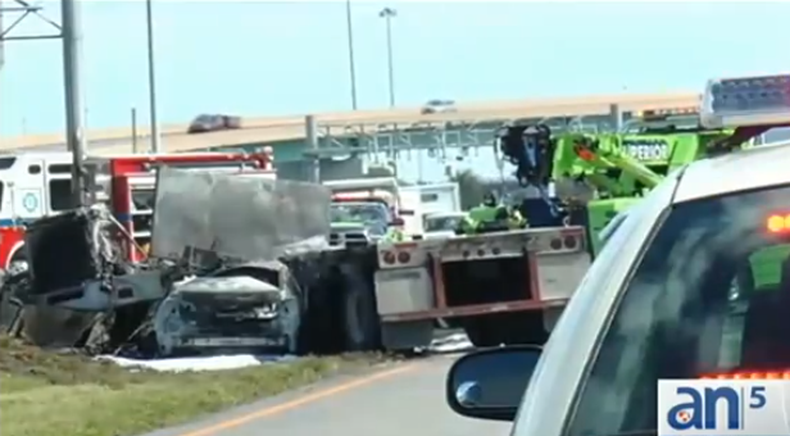 Dos violentos accidentes en la autopista Turnpike que involucraron a rastras y autos más pequeños crearon un tremendo caos y paralizaron por horas el tráfico en sectores de Miramar y Hialeah Gardens.