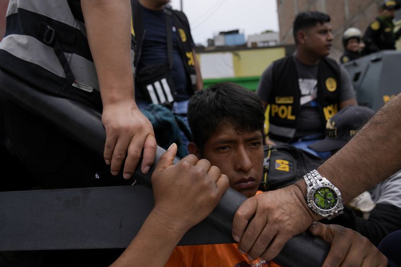 AMS-GEN PERÚ-PROTESTAS