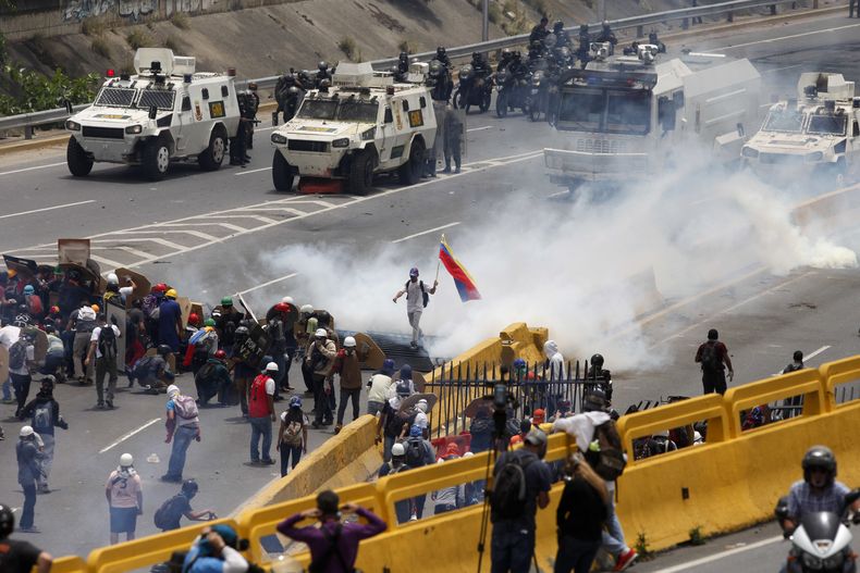 AMS-GEN_VENEZUELA-CRISIS_POLITICA-3.jpg