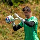 Thibaut Courtois, arquero de Bélgica, entrena el jueves 9 de julio de 2026 en Carson, California (AP Foto/Andre Penner)