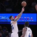 Reid anota 28 puntos y Timberwolves ganan al Thunder