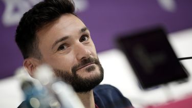 Gran día en Mundial para porteros de Francia y Polonia