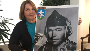fidel castro tuvo 18 anos congelado a un piloto derribado en bahia de cochinos