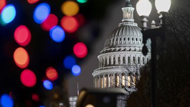 Congreso de EEUU aprueba ley que protege matrimonios gay