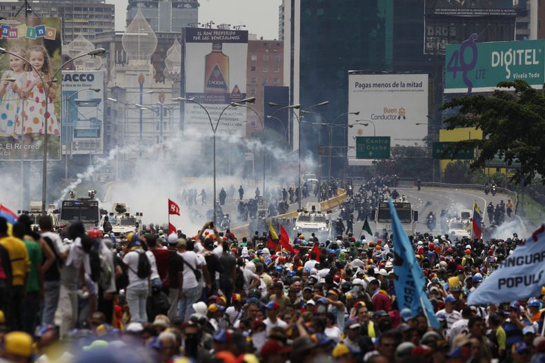 AMS-GEN_VENEZUELA-CRISIS_POLITICA-0.jpg