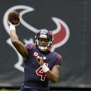Fuente AP: Deshaun Watson aceptará su canje a Browns