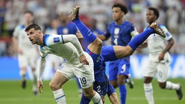 EEUU amansa a Inglaterra con un empate 0-0