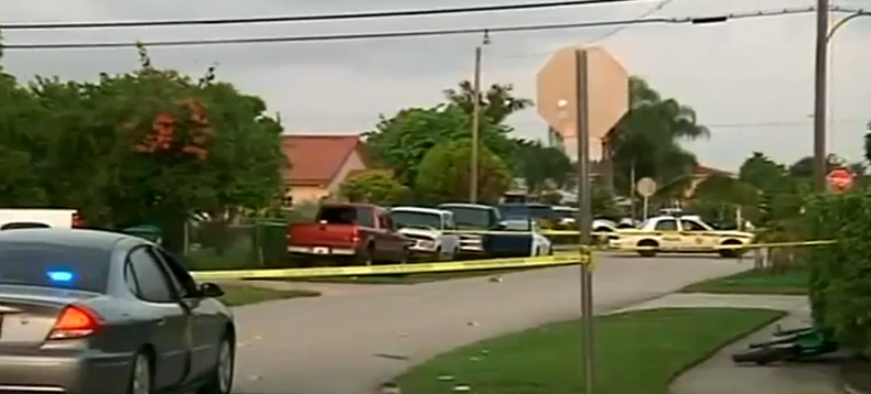 Un vecindario de Miami sigue alarmado por el más reciente asalto en el que un individuo recurrió a un arma para defenderse.