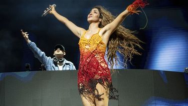shakira inicia en brasil su gira las mujeres ya no lloran, la mas ambiciosa de su carrera
