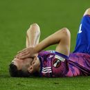 Federico Gatti, de la Juventus, se lamenta al final del partido ante Sevilla, que significó la eliminación en la Liga Europa, el jueves 18 de mayo de 2023. (AP Foto/José Bretón)