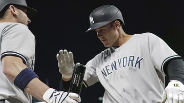 Yanquis sacuden 3 jonrones y vencen a Mellizos