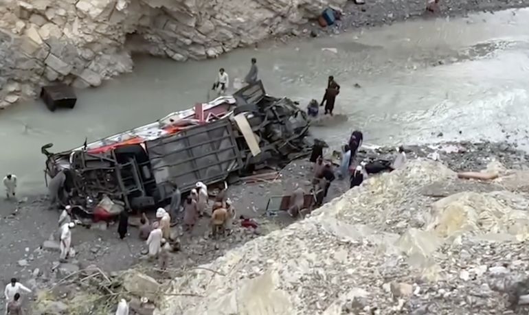 Pakistán: 19 muertos en un accidente de autobús