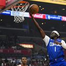 Clippers se imponen 95-93 a Rockets en un duelo ajustado