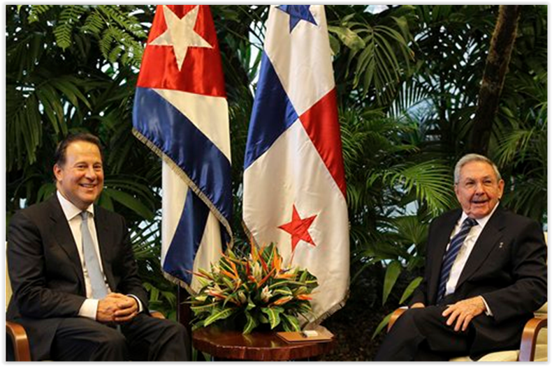 RAUL Y PRESIDENTE PANAMA.PNG