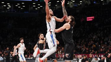Simmons se prepara para un hostil recibimiento en Filadelfia