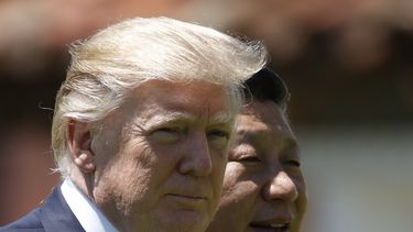 Jefes de estado abrumaron a Trump con regalos en 2017