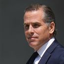 Hunter Biden, hijo del presidente Joe Biden, sale de un tribunal luego de una comparecencia, el 26 de julio de 2023, en Wilmington, Delaware. (AP Foto/Julio Cortez, Archivo)