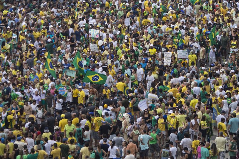 AMS-GEN_BRASIL-PROTESTAS-2.jpg