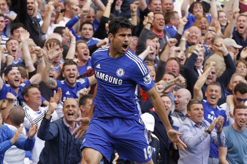 El jugador de Chelsea, Diego Costa, festeja un gol contra Leicester en la liga Premier el s&aacute;bado, 23 de agosto de 2014, en Londres. (AP Photo/Sang Tan)