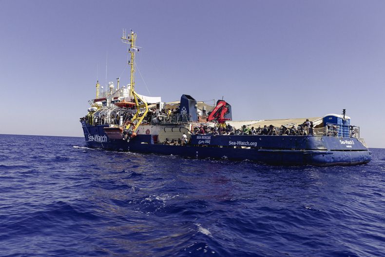 EUR-INM EUROPA-MIGRANTES-BARCOS DE RESCATE