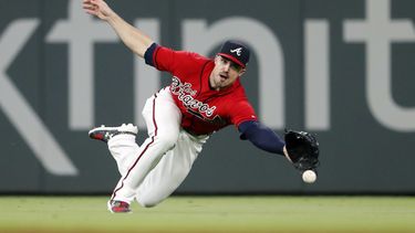 Fuente AP: Medias Rojas llegan a acuerdo con Adam Duvall