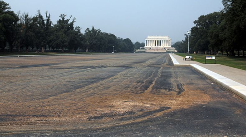 La Estanque Reflectante y el Monumento a Lincoln, el viernes 17 de julio de 2026 en Washington. (Foto AP/Rahmat Gul)