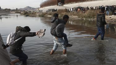 EEUU: Crece tensión en la frontera por futuro del Título 42
