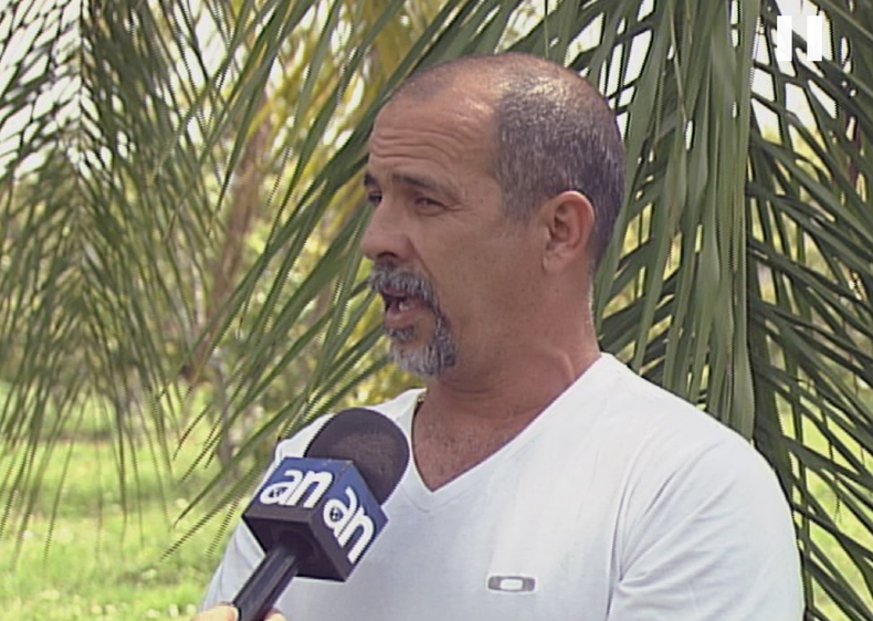 hombre denuncia robo de identidad.png