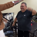 Llega a Miami el humorista cubano Víctor Molina