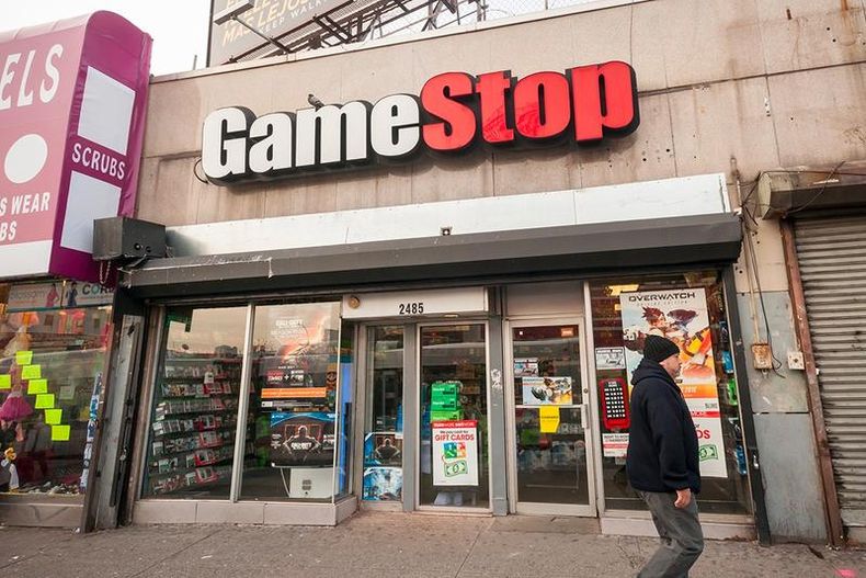 https___hypebeast.com_image_2021_01_gamestops-stock-price-investors-all-time-high-info-1.jpg
