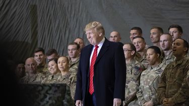 Ataques de Trump a votos por correo irritan a veteranos